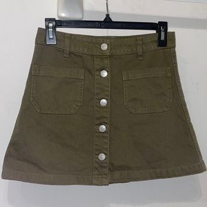 Green Sky and Sparrow skirt, size small